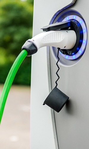 Véhicules Hybride & Électrique