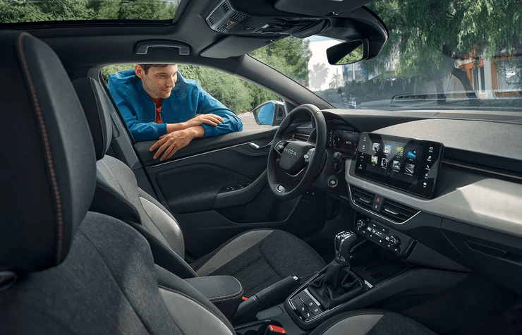 Scala_Skoda_Saint_denis_Skoda_Saint_ouen_l_aumône_NEUBAUER_skoda_scala_intérieur