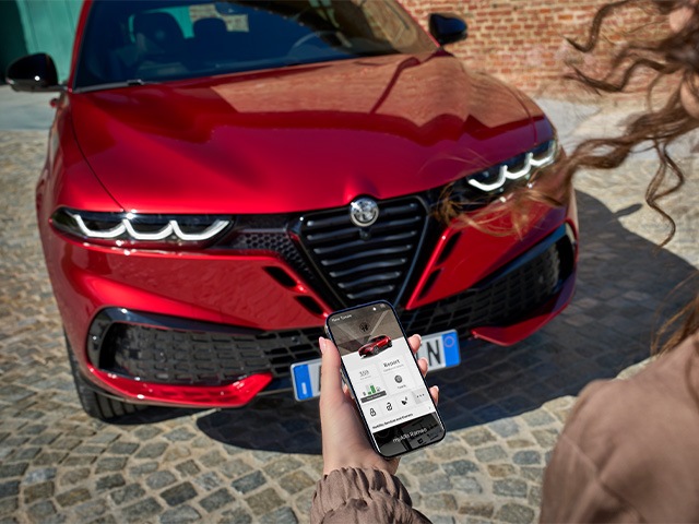 Nouveau Alfa Romeo Tonale Sprint 1.5 Ibrida 175ch VGT TCT7 en LLD chez Alfa Romeo Neubauer à Levallois-Perret