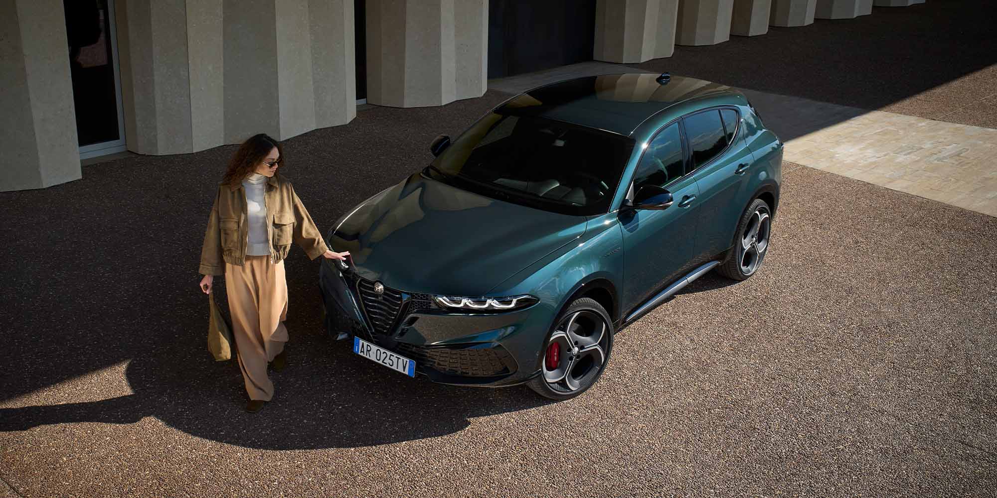 Nouveau Alfa Romeo Tonale Sprint Diesel 130ch en LLD chez Alfa Romeo Neubauer à Levallois-Perret