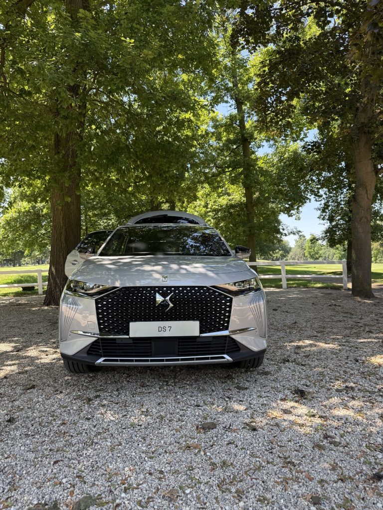 DS 7 Collection Jules Verne au Golf de Saint-Cloud -1