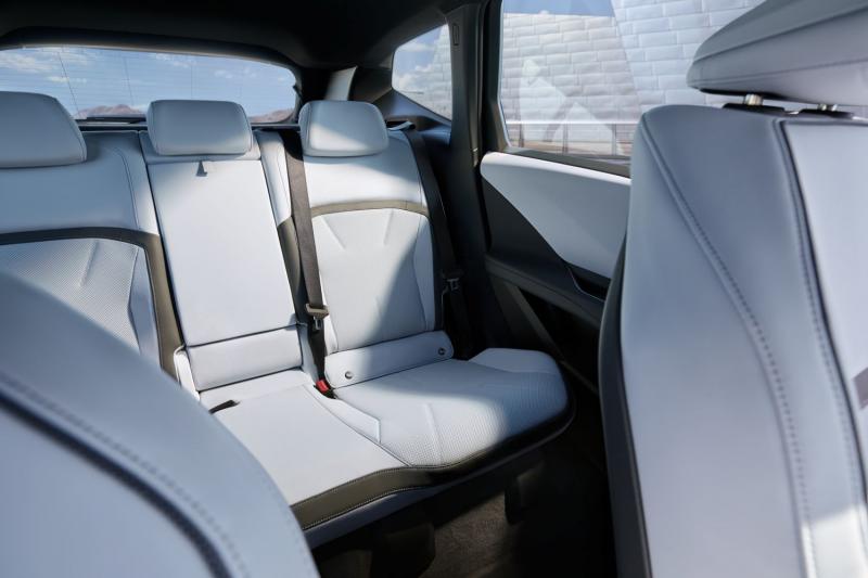 BMW iX3 Mirabeau BMW iX3 chez BMW NEUBAUER Mirabeau suv-electrique-805-km 2