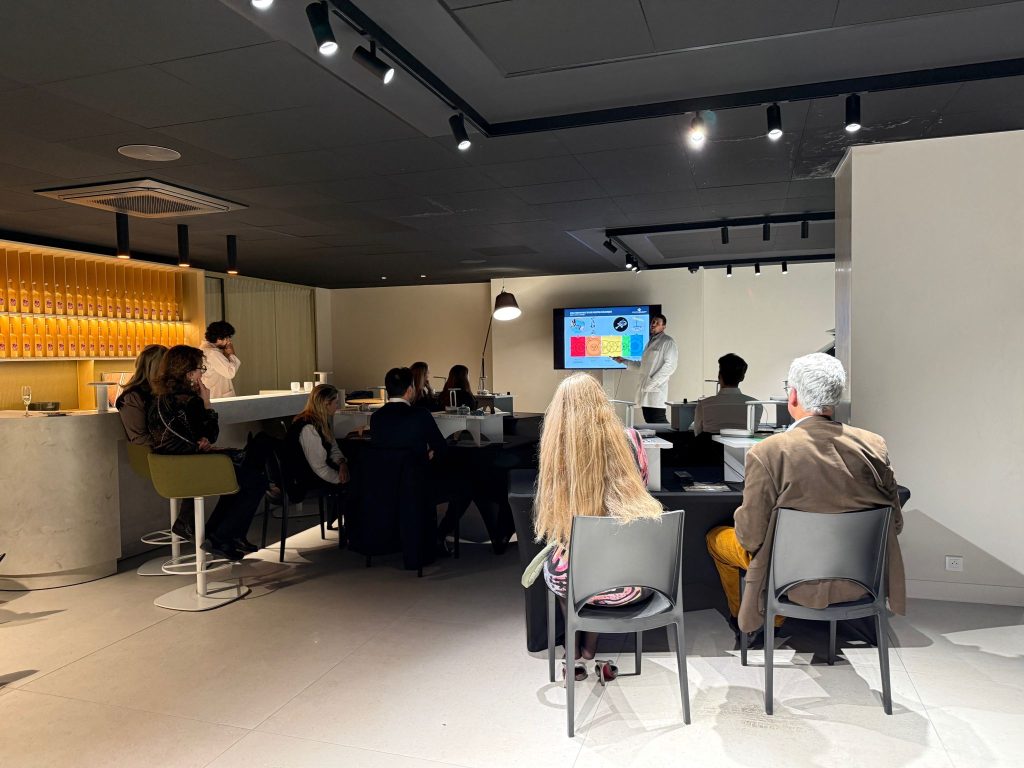 Land Rover horlogerie champagne : soirée exclusive avec invités, Champagne Laurent-Perrier et montres Objectif Horlogerie chez NEUBAUER Paris 17