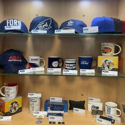 Goodies officiels disponibles en Boutique Ford