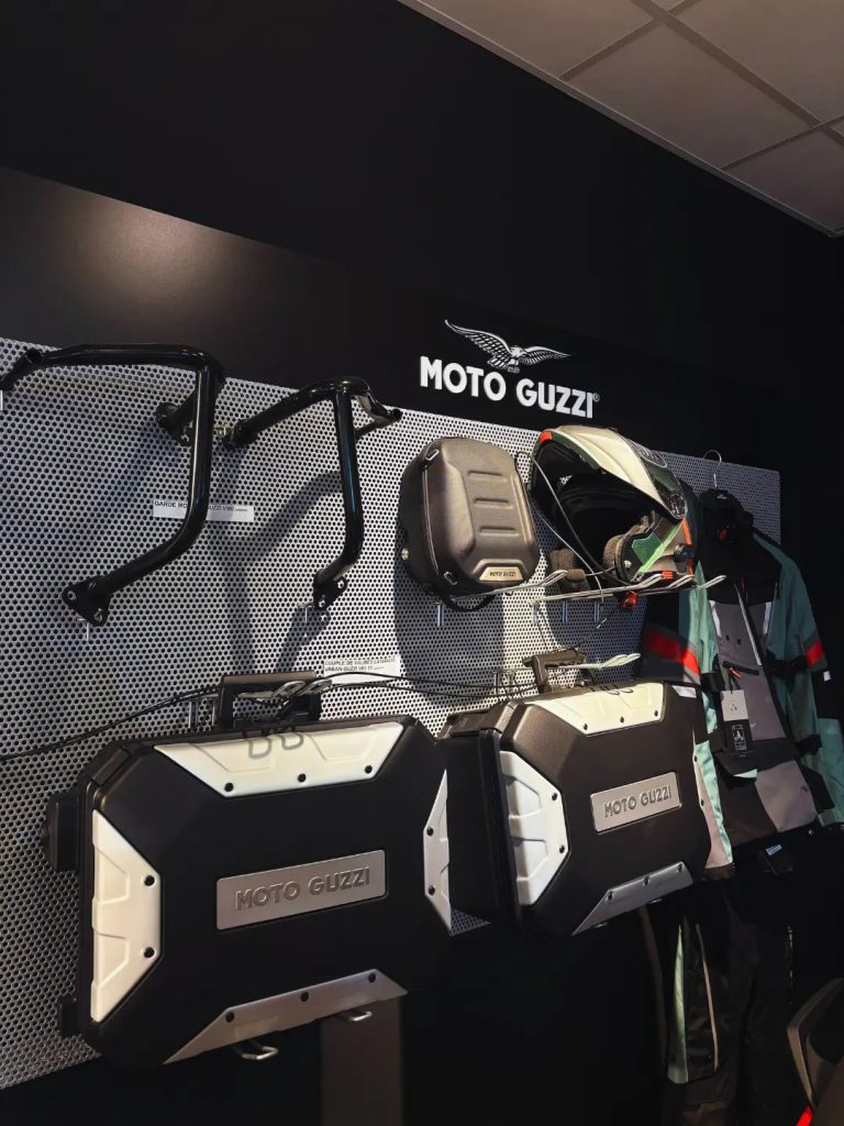 Bagagerie et accessoires pour motos et scooters