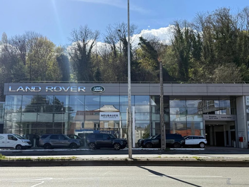 LAND ROVER NEUBAUER Saint-Germain