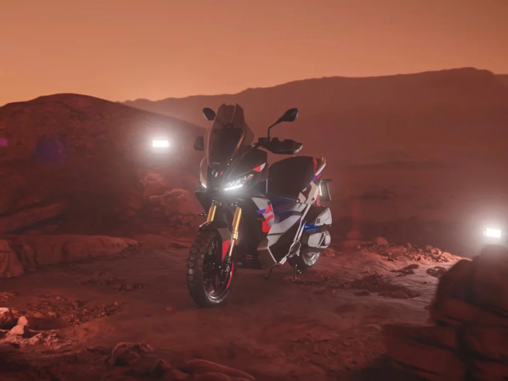 Aprilia SR GT 400 soirée de lancement chez Neubauer à Saint-Denis