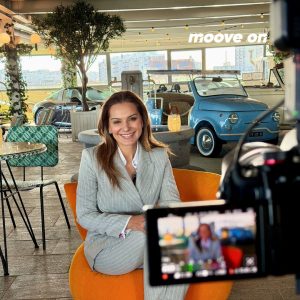 Leila Neubauer automobile interview sur la transformation du secteur automobile