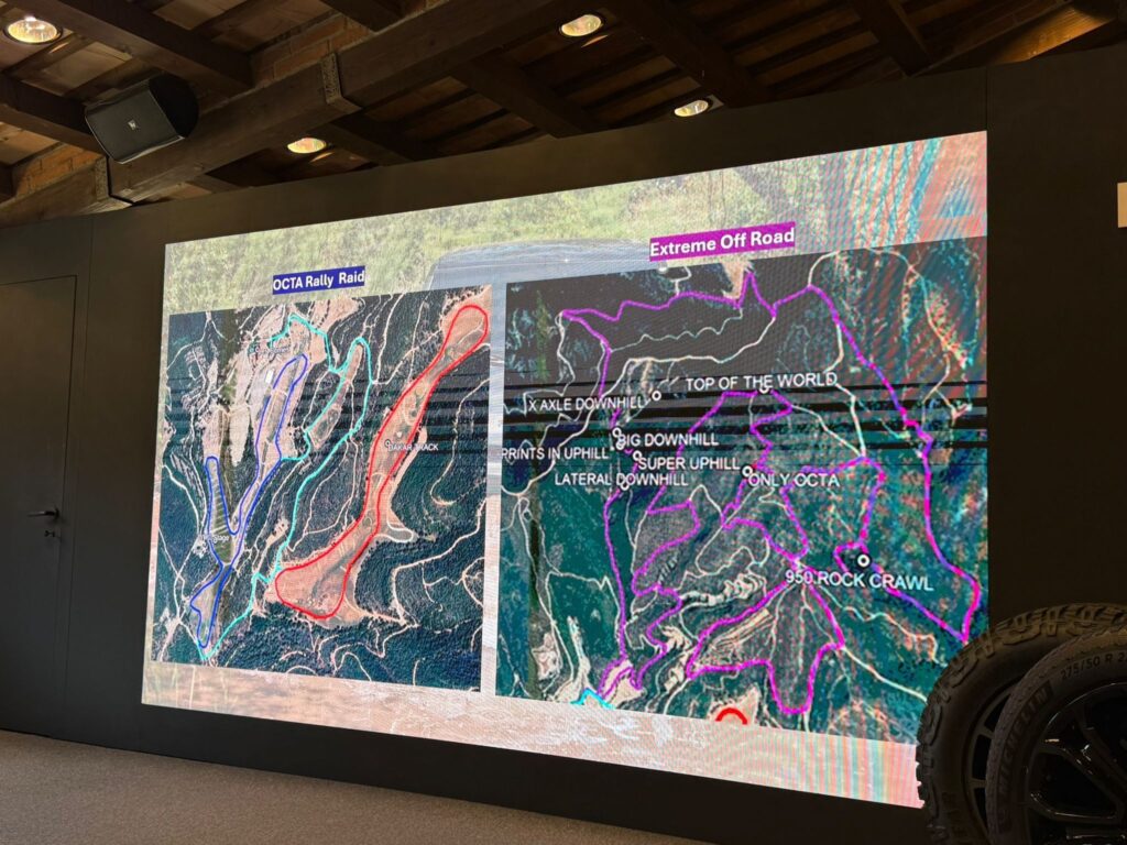 Land Rover Defender OCTA conduite extrême en Espagne avec Neubauer Land Rover Paris