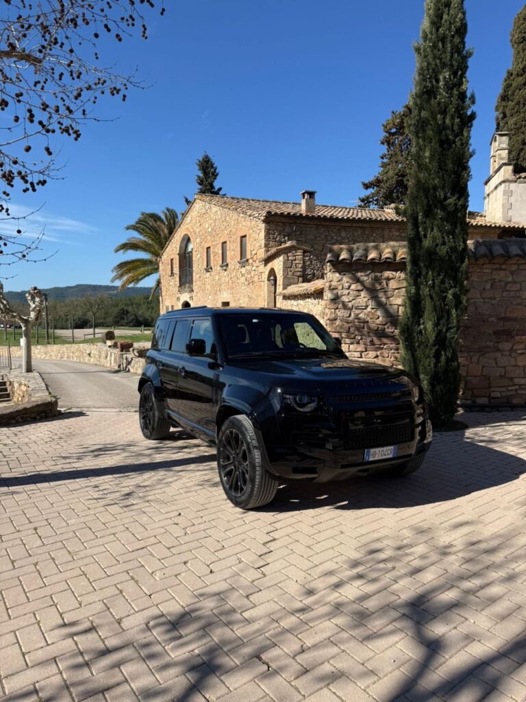 Land Rover Defender OCTA essais routiers en Espagne lors d’une expérience Neubauer