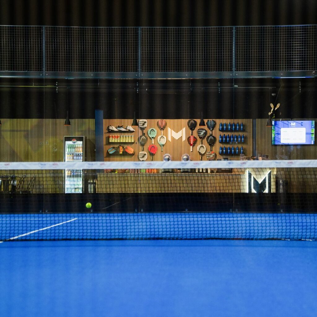 BMW test drive 2026 : tournoi de padel et essais BMW iX3 et X2 au Liberty Country Club à Plaisir