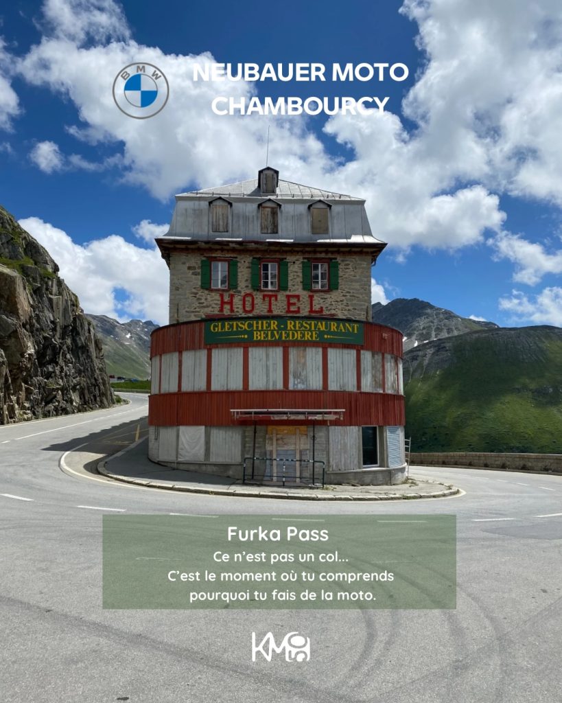 Passage des cols suisses Sustenpass et Furka lors du voyage moto en 2026.