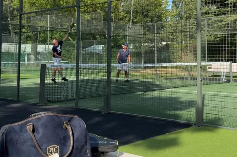Lagardère Paris Racing Club pendant un tournoi de padel