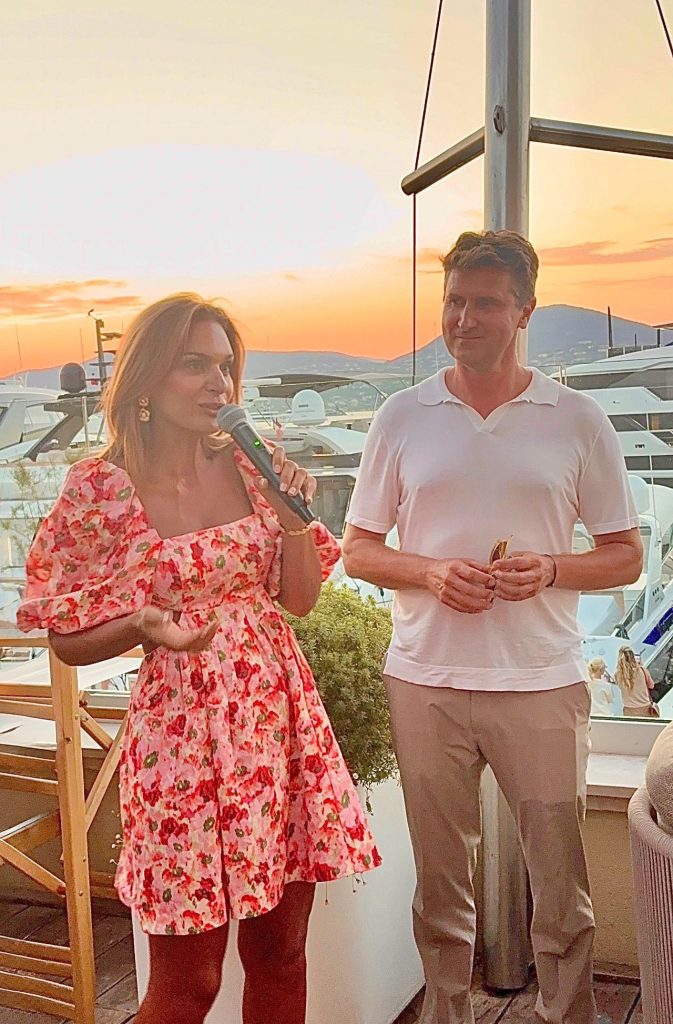Leila Neubauer et Michael Pierre de Jaguar Land Rover à Saint-Tropez