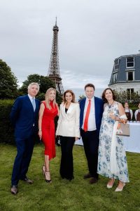 NEUBAUER Ambassade Serbie Paris — dirigeants et partenaires réunis