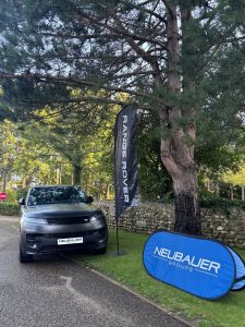 Land Rover Neubauer Alzheimer au tournoi de golf solidaire