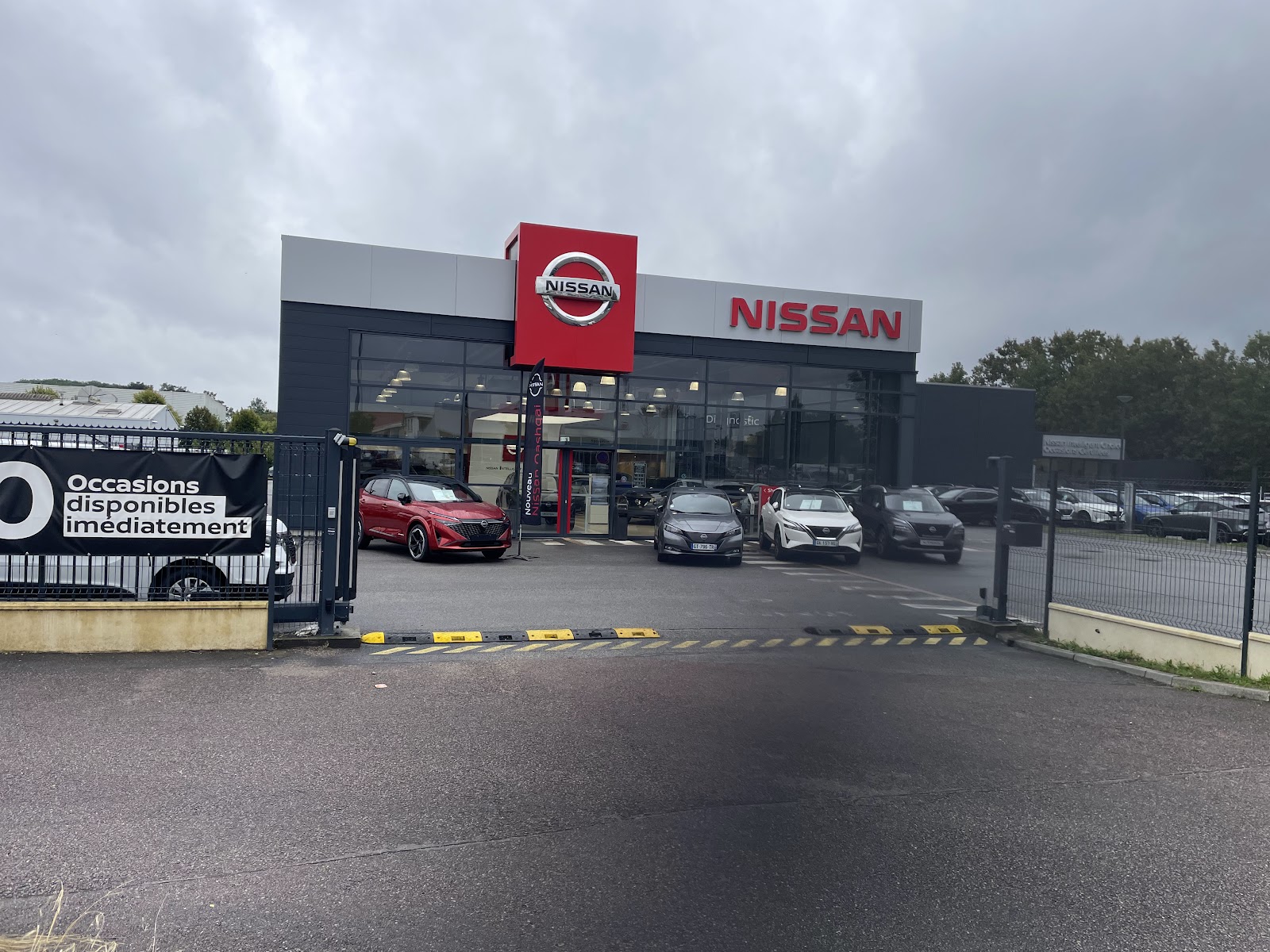 Galerie photo de la concession Nissan Buchelay - Réseau Neubauer