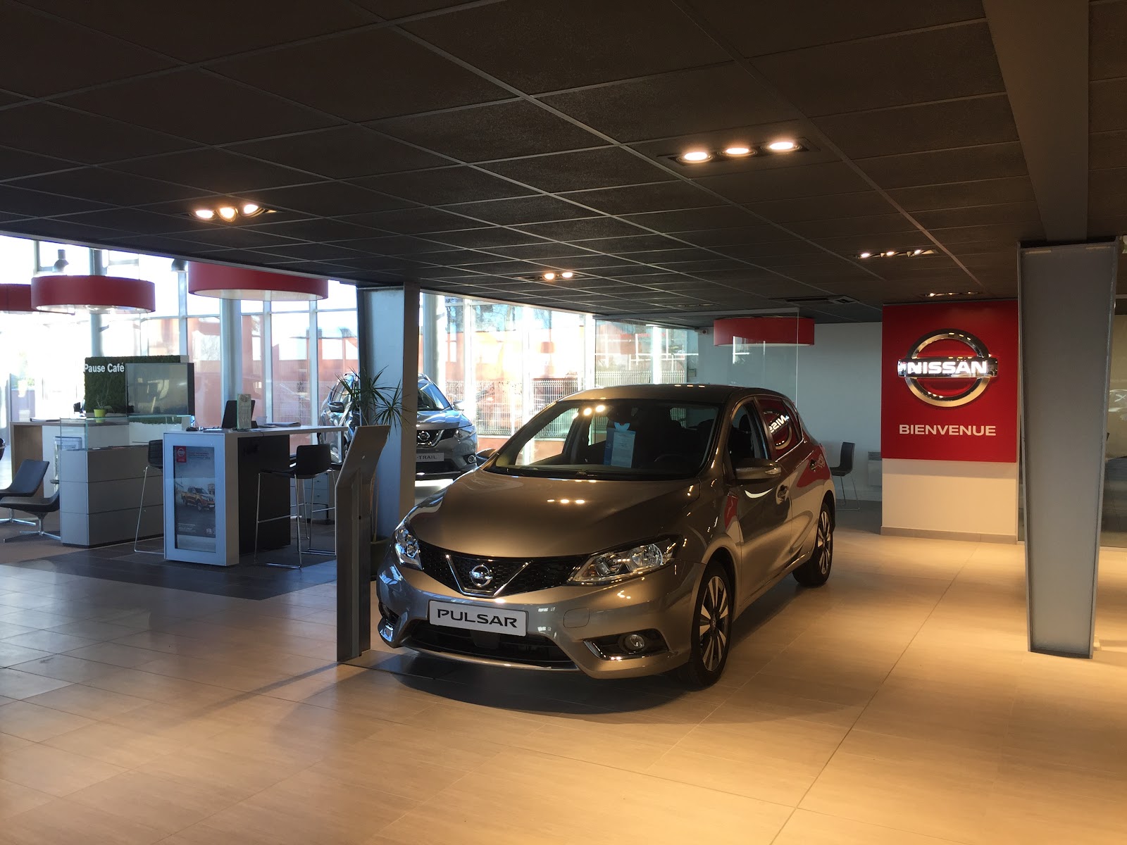Galerie photo de la concession Nissan Chambourcy - Réseau Neubauer