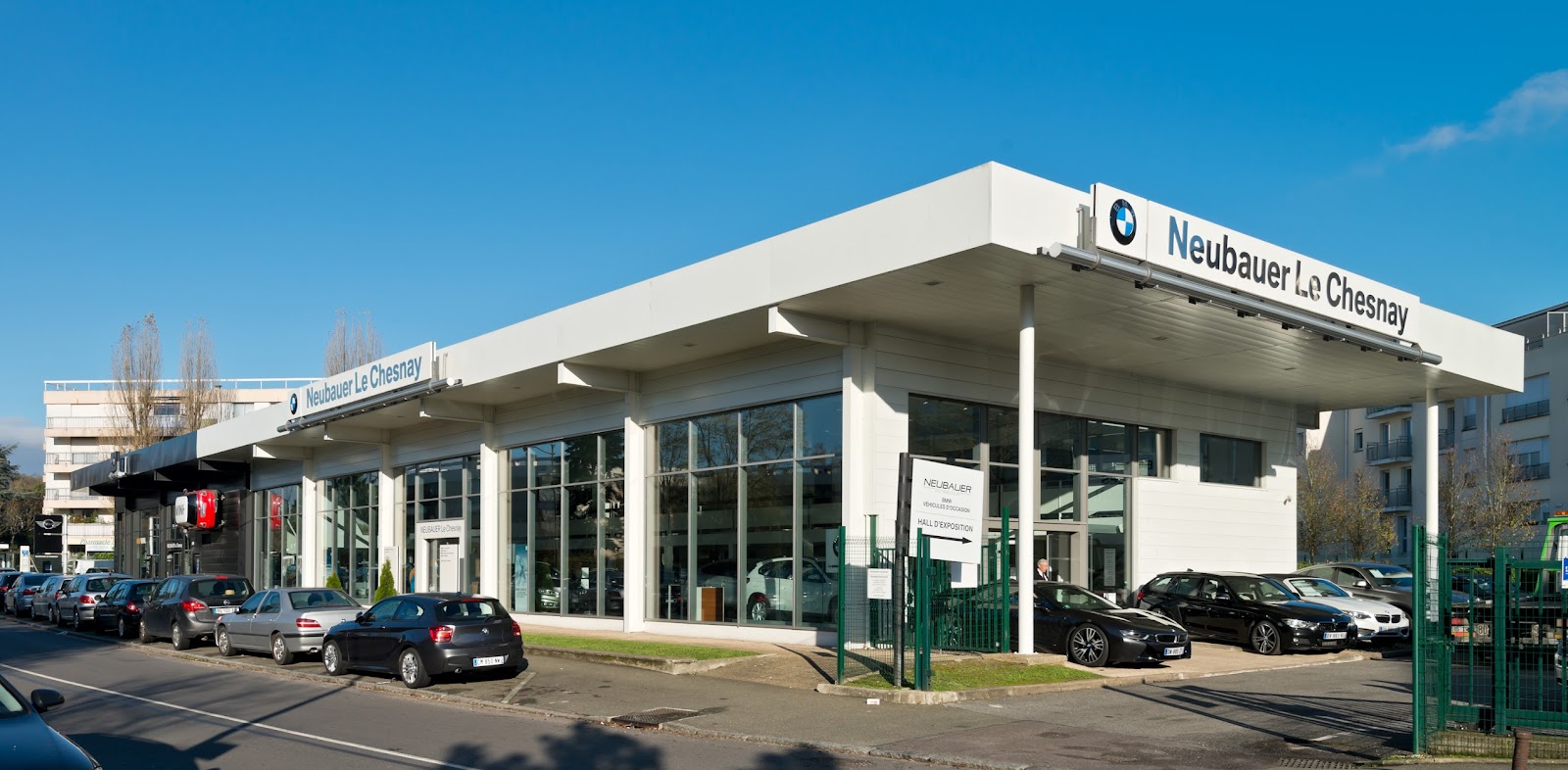 Galerie photo de la concession BMW Le Chesnay - Réseau Neubauer