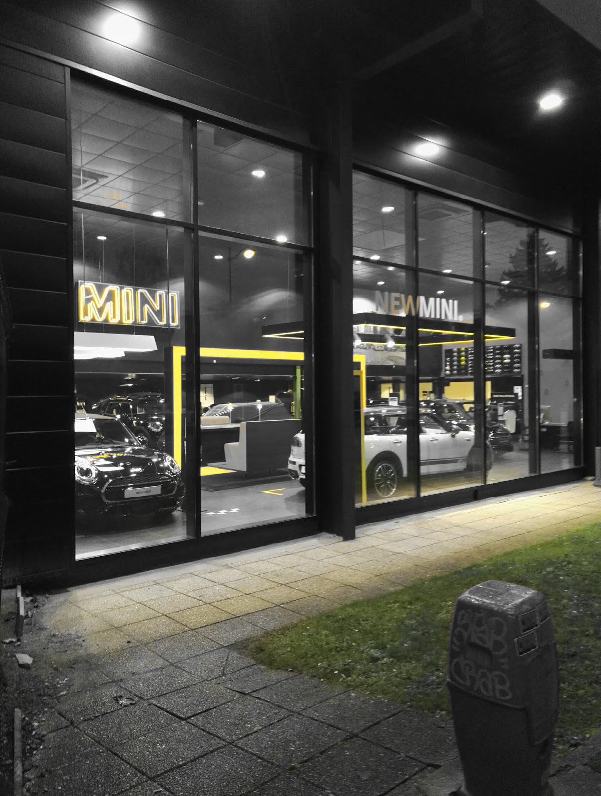 Galerie photo de la concession BMW Le Chesnay - Réseau Neubauer