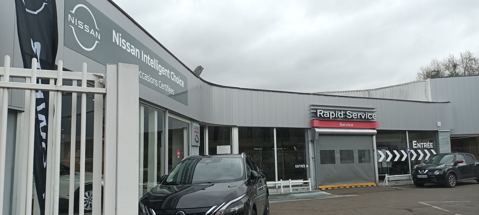 Galerie photo de la concession Nissan Nanterre - Réseau Neubauer