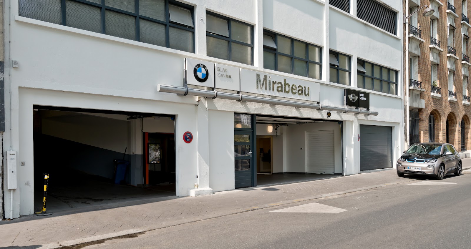 Galerie photo de la concession BMW Mirabeau Paris 16ème - Réseau Neubauer