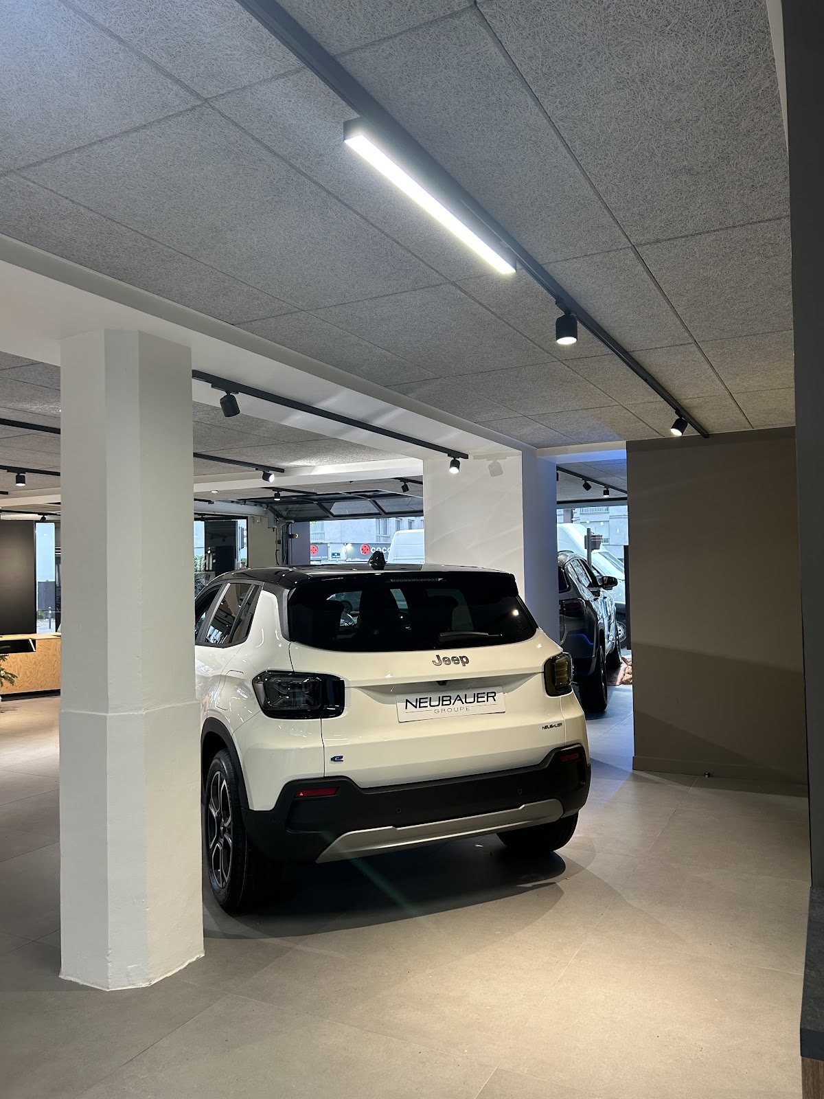 Galerie photo de la concession Abarth Paris 15ème - Réseau Neubauer