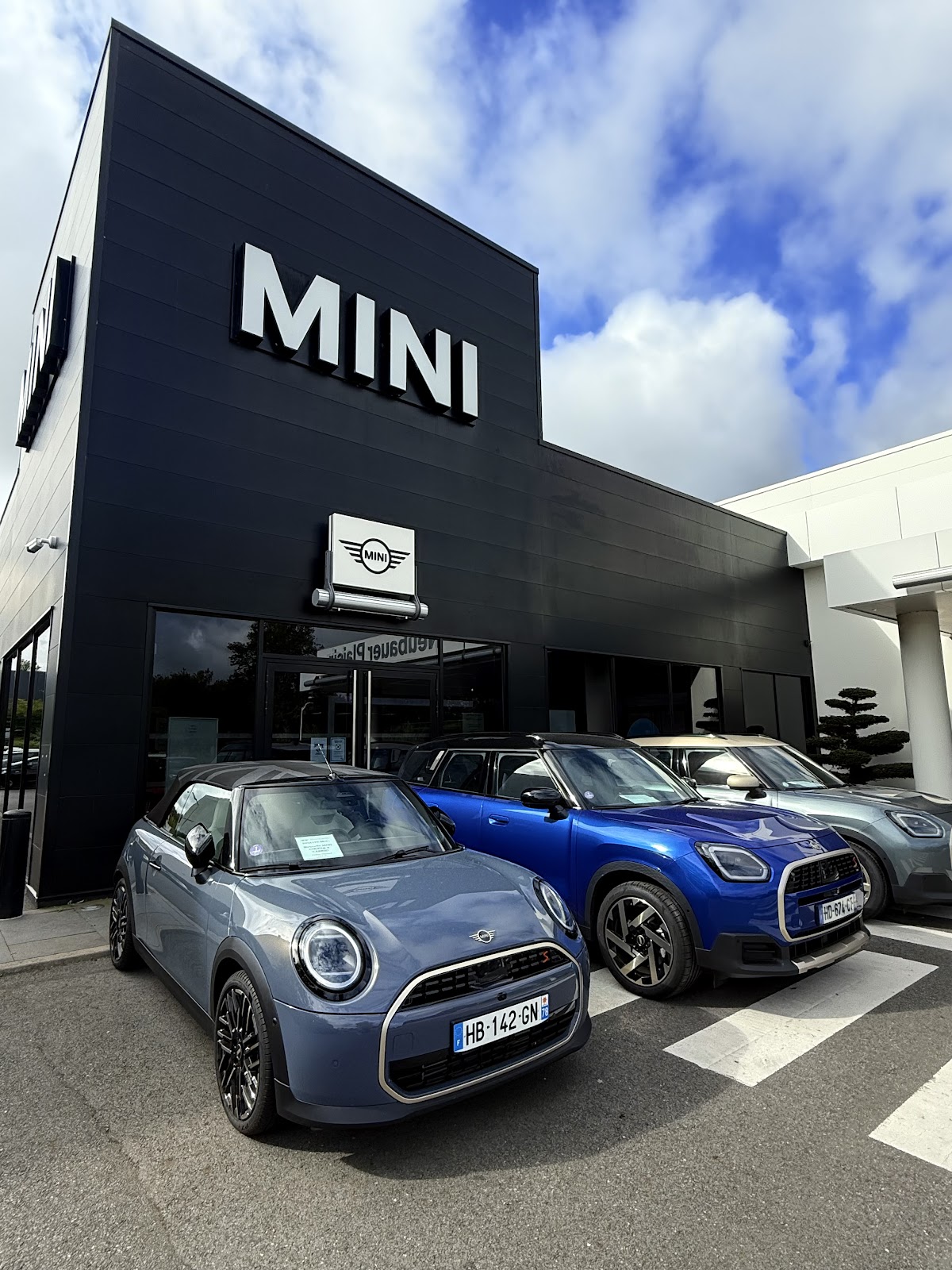 Galerie photo de la concession MINI Plaisir - Réseau Neubauer
