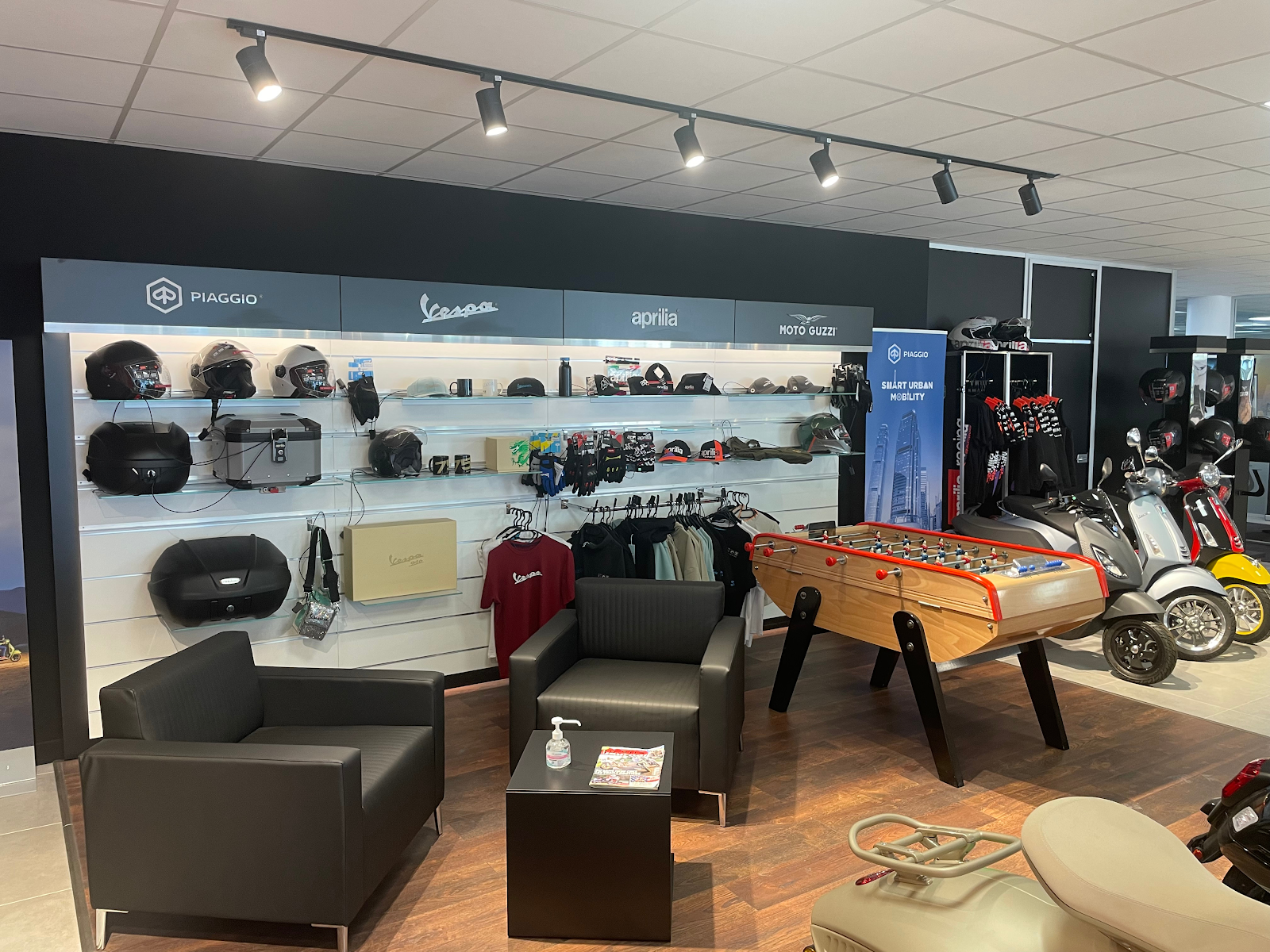 Galerie photo de la concession Vespa Saint-Denis - Réseau Neubauer