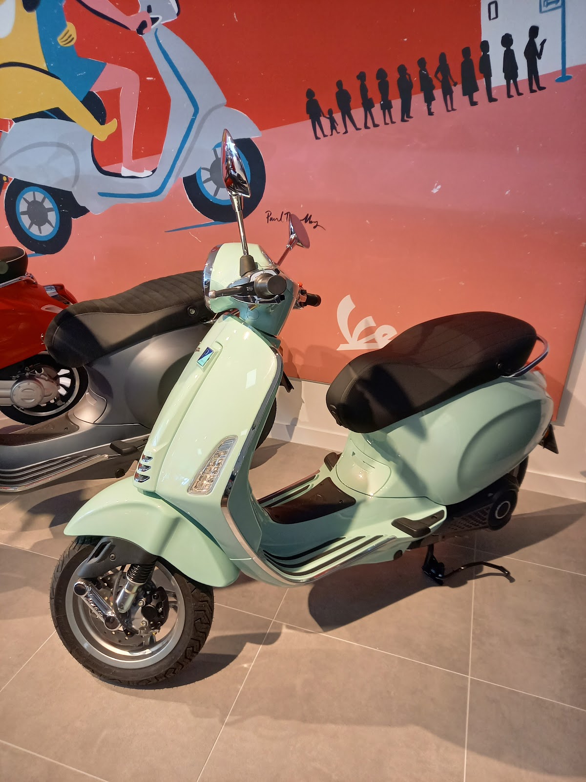 Galerie photo de la concession Vespa Saint-Denis - Réseau Neubauer