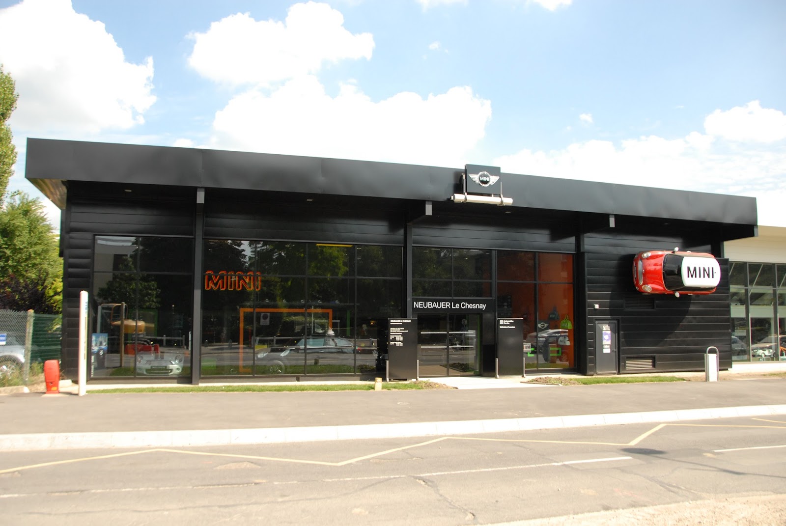 Galerie photo de la concession MINI Le Chesnay - Réseau Neubauer