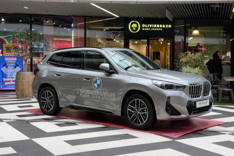 BMW X1 et MINI Cooper chez NEUBAUER à One Nation Paris Outlet