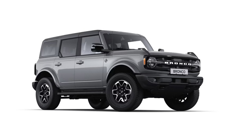 Bronco à Saint-Denis – Neubauer Le Village