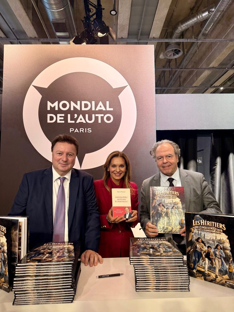Leila Neubauer et Luc Chatel au Mondial de l’Auto 2026